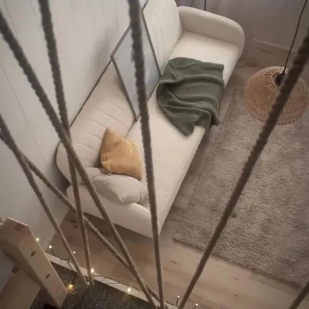 Holiday home Airport Light *